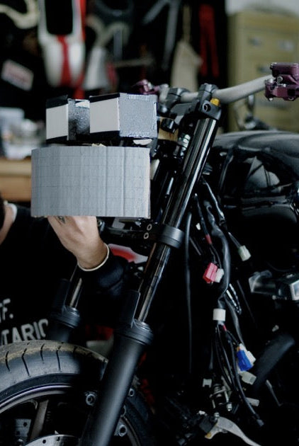 David Borras fitting a fairing to the Big Bad Wolf Yamaha in El Solitario's workshop