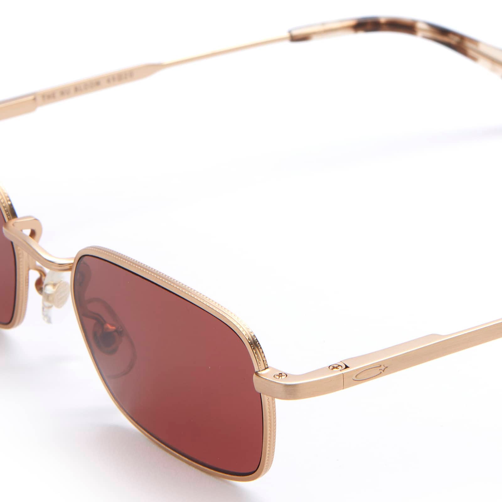 Crap Eyewear The Nu Bloom sunglasses - detail view