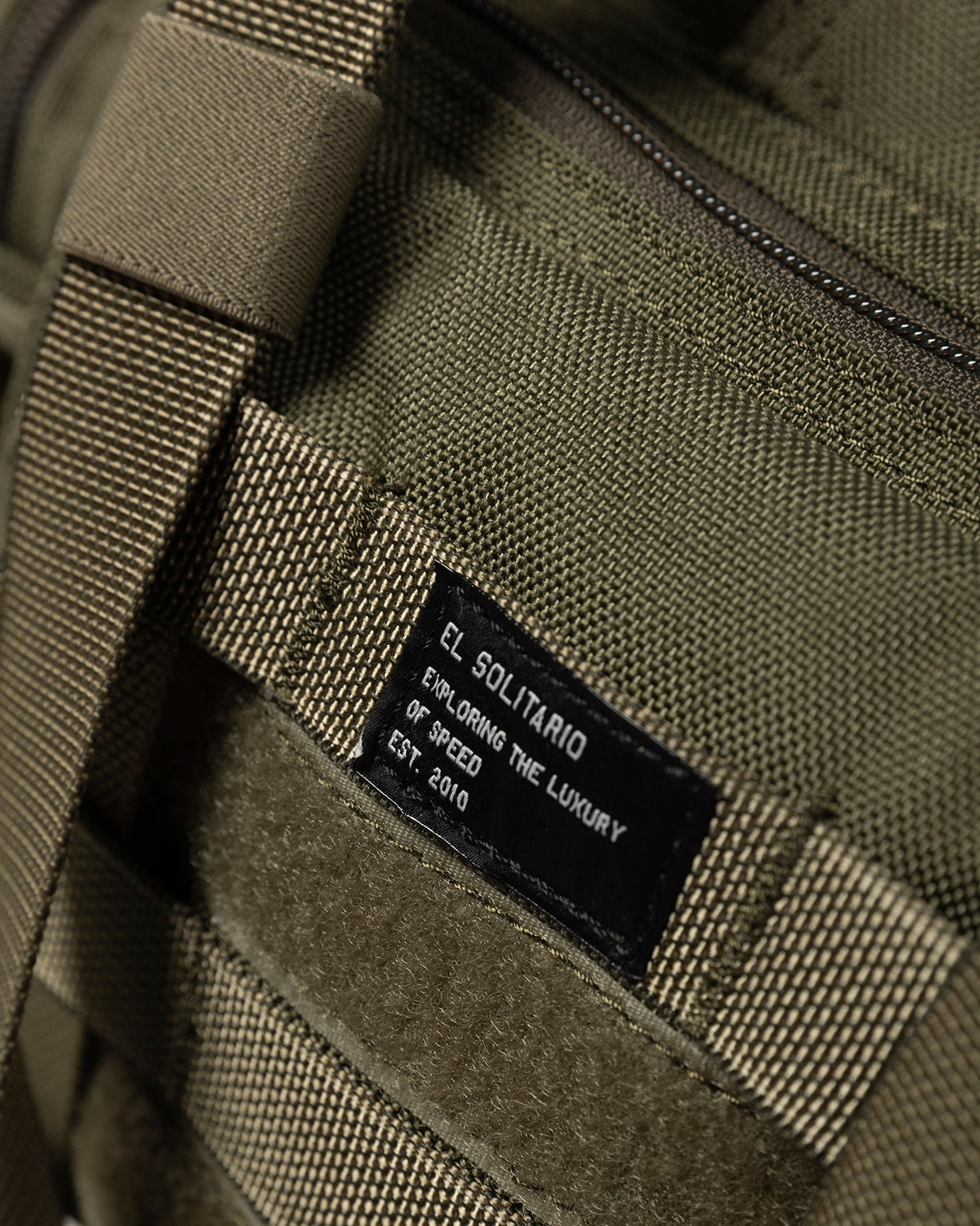 El Solitario Tactical Magic Waist Bag - product photo