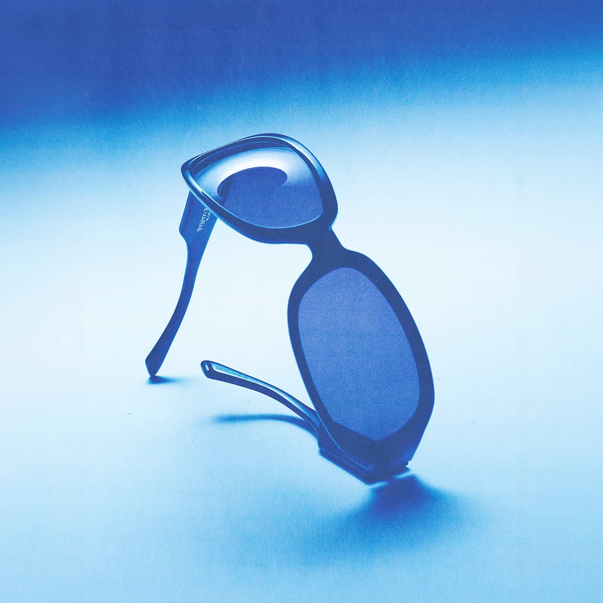 Crap Eyewear Submarine by the Marías sunglasses