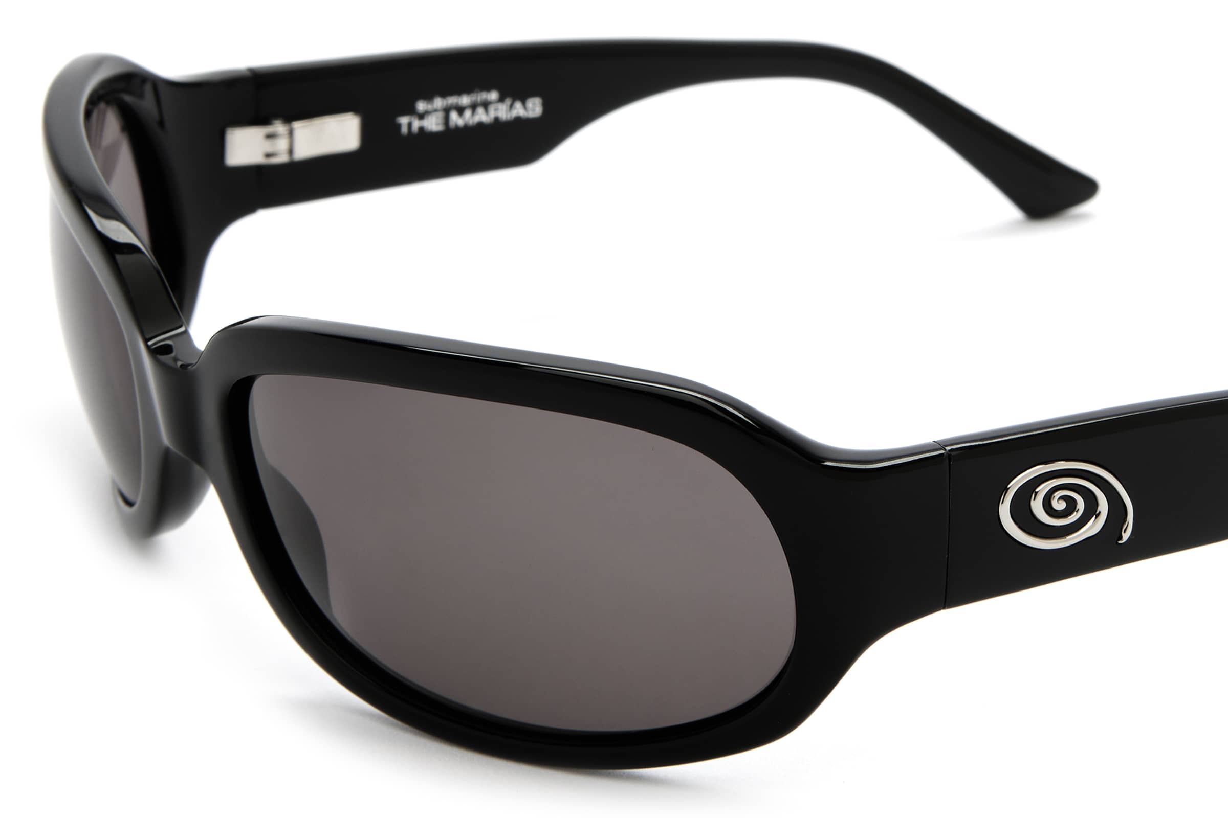 Crap Eyewear Submarine by the Marías sunglasses - detail view